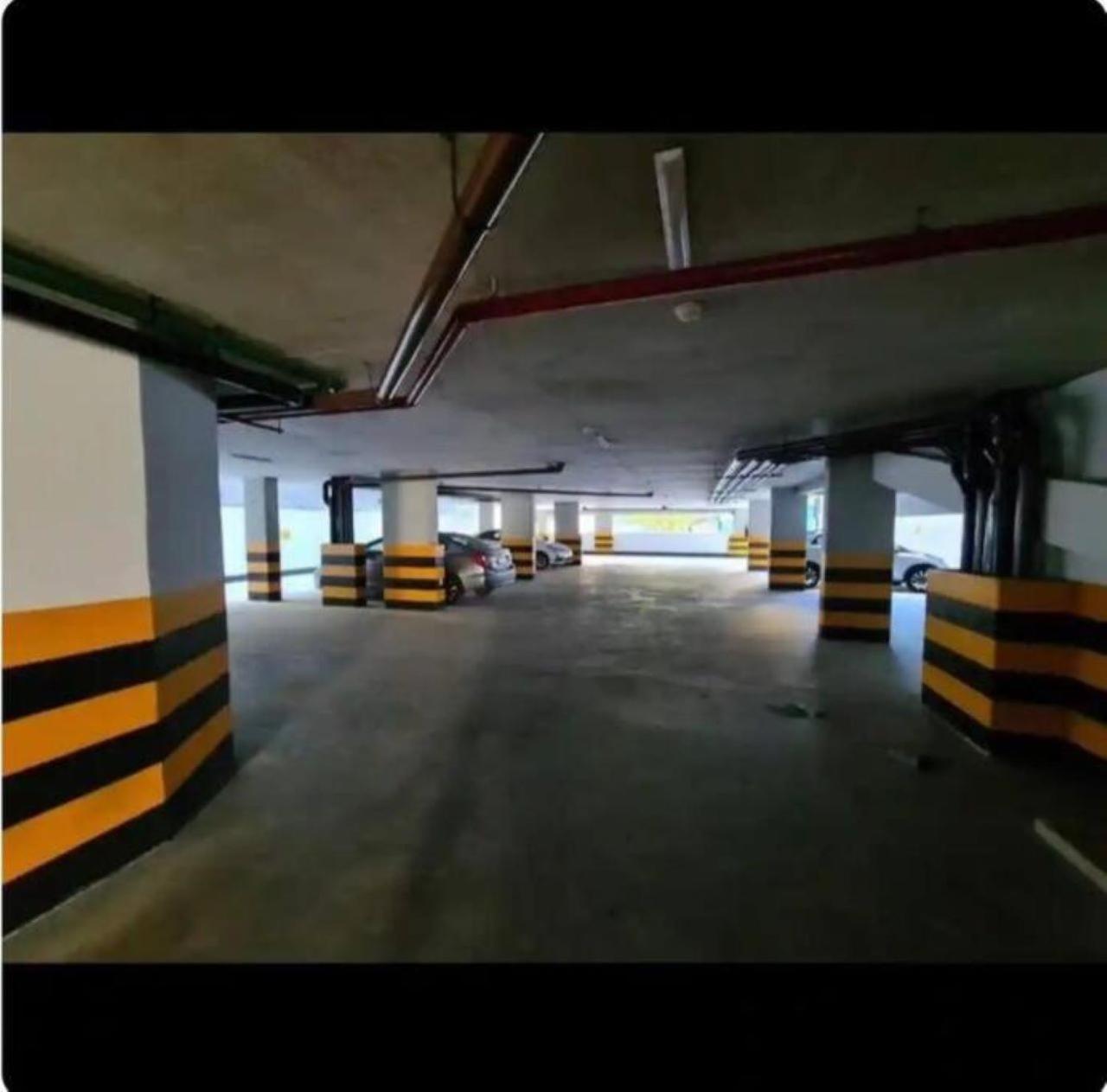 Barra, Compacto, Novo E Aconchegante *